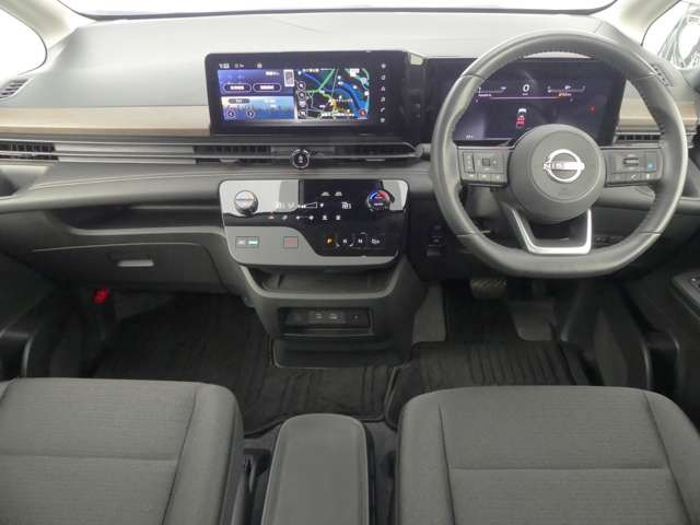 セレナ1.4 e-POWER ハイウェイスターV