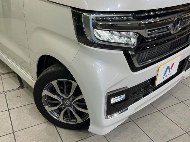 �yLED�w�b�h���C�g�z���V����ԑ��s�����ǍD�Ȏ��E���m�ۂ����S���ĉ^�]�ł��鍂�P�xLED�w�b�h���C�g�𑕔�!�_�����x�������A����d�͂��}�����Ă��܂��B