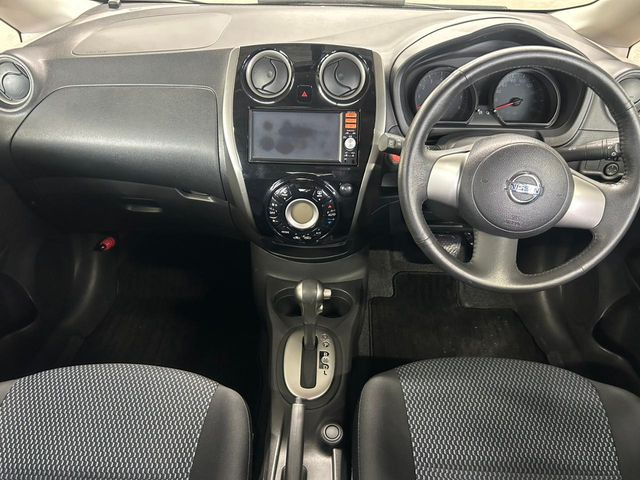 ノート1.2 X FOUR エアロスタイル 4WD
