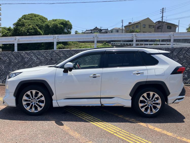 RAV42.0 G Zパッケージ 4WD