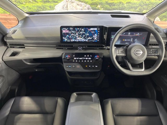 セレナ1.4 e-POWER ルキシオン