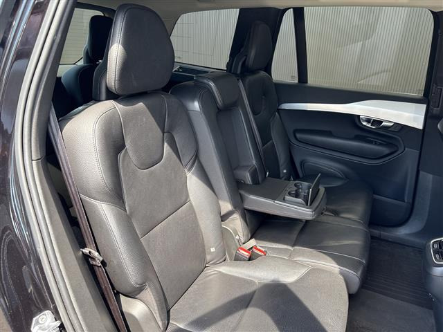 XC90B5 AWD モメンタム 4WD