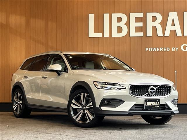 V60クロスカントリーT5 AWD プロ 4WD