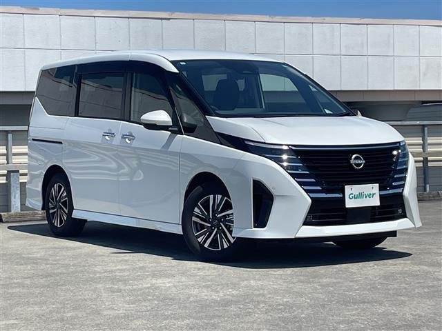 セレナ1.4 e-POWER ハイウェイスターV