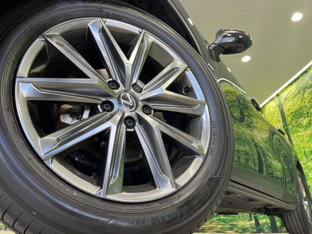 �y����18�C���`�A���~�z�C�[���z�O�ςɃ}�b�`���������A���~�z�C�[���𑕒����Ă���܂��B�e��ЊO�A���~�z�C�[����A�X�^�b�h���X�^�C�����戵�����Ă���܂��B���񂲑��k����������
