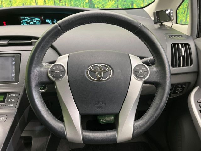 �y�X�e�A�����O�X�C�b�`�z�^�]���A�O������ڐ������炷���ƂȂ��A�I�[�f�B�I���̑��삪�\�ȕ֗��@�\!���S&���K�ȃh���C�u�����o���Ă���܂���