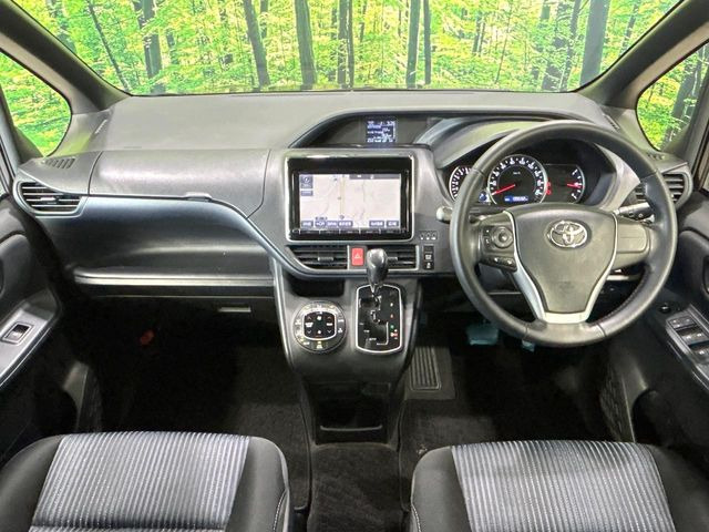 ヴォクシー2.0 ZS