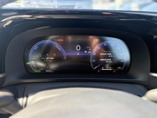 クラウンクロスオーバー2.5 G アドバンスト E-Four 4WD