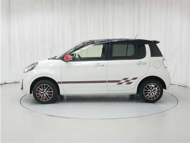 パッソ1.0 モーダ 4WD