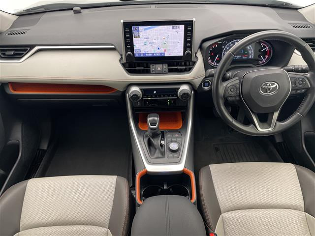 RAV42.0 アドベンチャー 4WD
