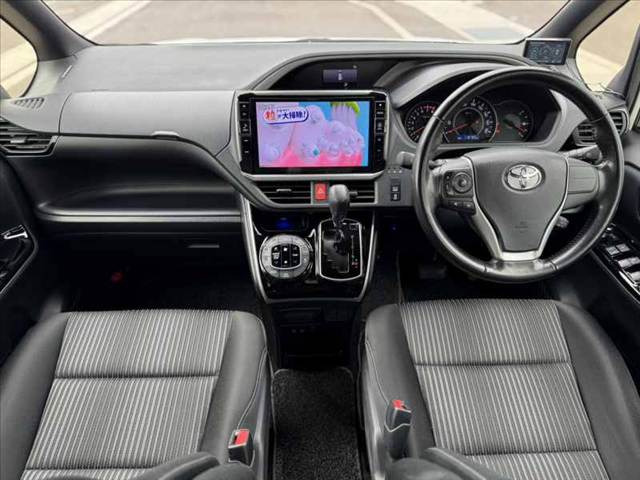 ヴォクシー2.0 ZS 煌