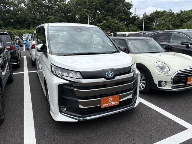 ノア1.8 ハイブリッド S-Z