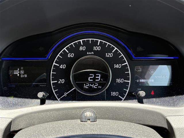 ノート1.2 e-POWER メダリスト