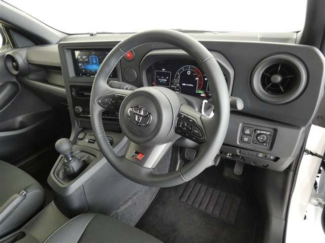 GRヤリス1.6 RC 4WD