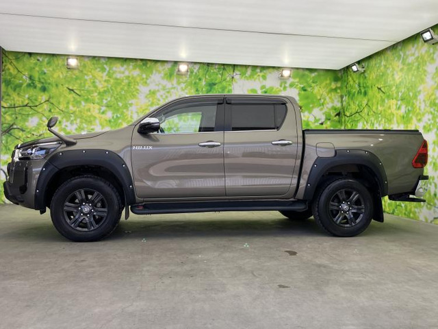 ハイラックス2.4 Z ディーゼル 4WD