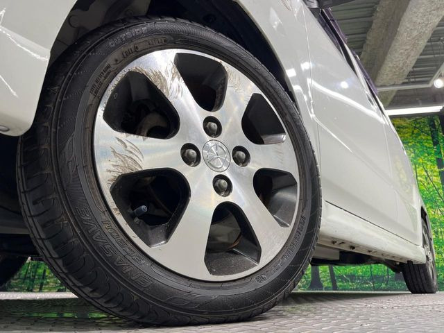 �y14�C���`�A���~�z�C�[���z�O�ςɃ}�b�`�����A���~�z�C�[���𑕒����Ă���܂��B�e��A���~�z�C�[����A�X�^�b�h���X�^�C�����戵�����Ă���܂��B���񂲑��k����������