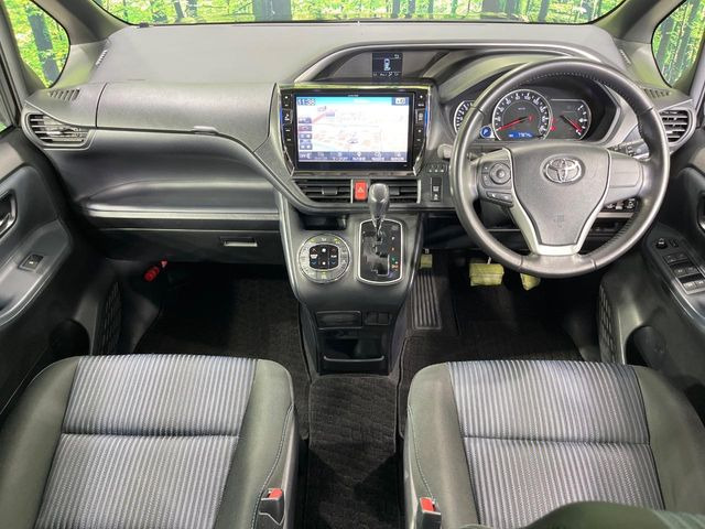 ヴォクシー2.0 ZS 煌