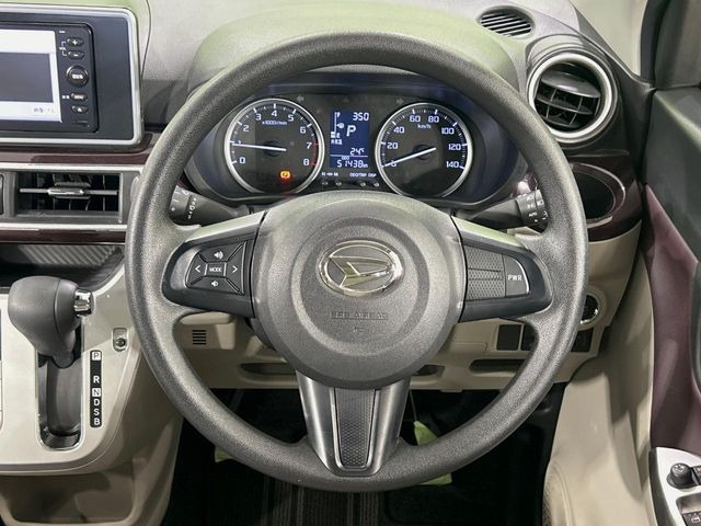 �y�X�e�A�����O�X�C�b�`�z�^�]���A�O������ڐ������炷���ƂȂ��A�I�[�f�B�I���̑��삪�\�ȕ֗��@�\!���S&���K�ȃh���C�u�����o���Ă���܂���