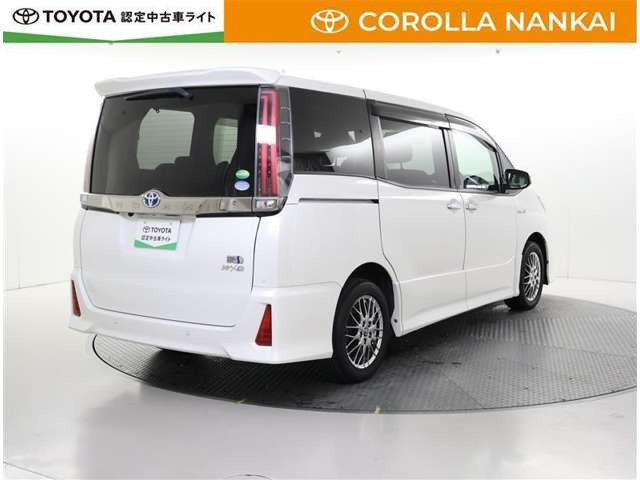 ノア1.8 ハイブリッド Si W×B II