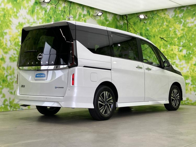 セレナ1.4 e-POWER ハイウェイスターV