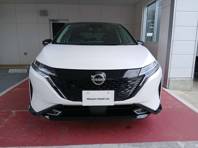 ノートオーラ1.2 G FOUR レザーエディション 4WD