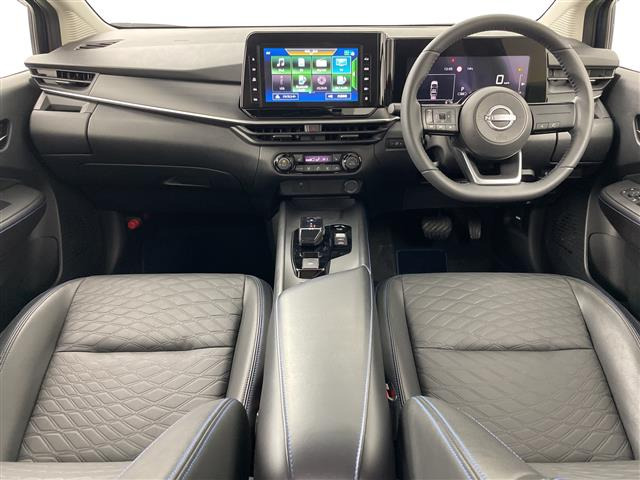 ノート1.2 AUTECH クロスオーバー FOUR 4WD