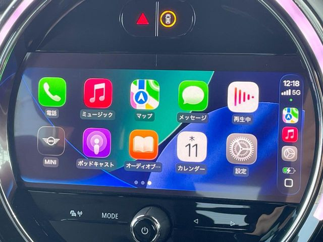 ��Apple Car Play:�X�}�z�Ƃ̗L���ڑ��ŁA�i�r�E�I�[�f�B�I�Đ��ȂǃX�}�z�̃A�v���@�\����ʂł��g����֗��@�\�ł�!