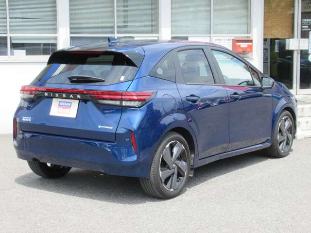 ノートオーラ1.2 G レザーエディション