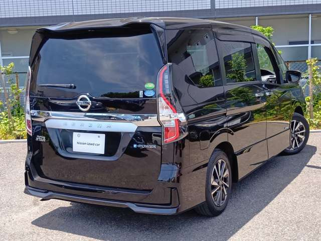 セレナ1.2 e-POWER ハイウェイスターG