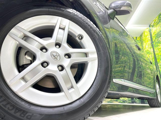 �y����16�C���`�A���~�z�C�[���z�O�ςɃ}�b�`���������A���~�z�C�[���𑕒����Ă���܂��B�e��ЊO�A���~�z�C�[����A�X�^�b�h���X�^�C�����戵�����Ă���܂��B���񂲑��k����������