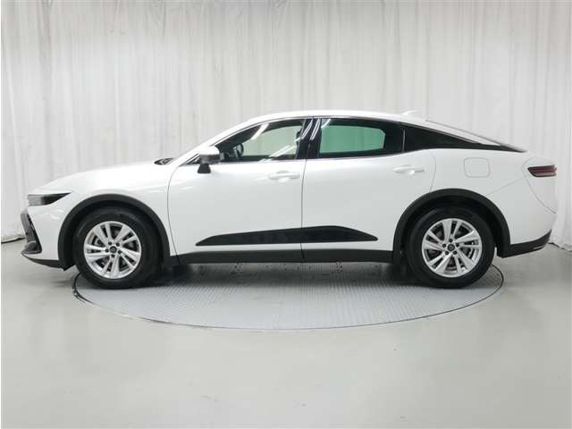 クラウンクロスオーバー2.5 G アドバンスト E-Four 4WD