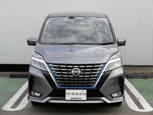 セレナ1.2 e-POWER ハイウェイスターV