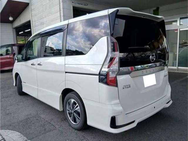 セレナ1.2 e-POWER ハイウェイスターV