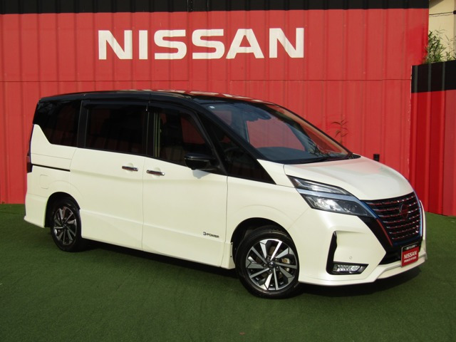 セレナ1.2 e-POWER ハイウェイスターV