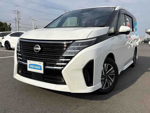 セレナ1.4 e-POWER ハイウェイスターV