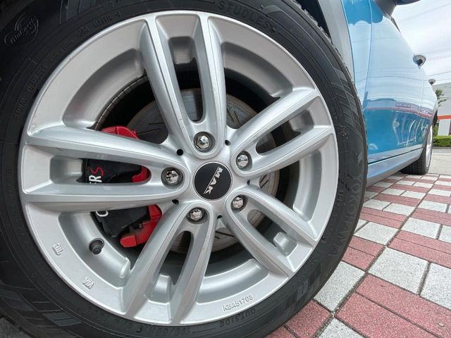 ��16�C���`�A���~�z�C�[��:�A���ԂȂ�ł͂̑�z����������x����z�C�[���Ƒ����ł�!���{�Ԃ̑���Ɋ���Ă�����ɂ����Б̊����Ē��������قǁA�������x���ł܂Ƃ܂��Ă��܂�!
