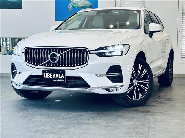XC60B5 AWD インスクリプション 4WD