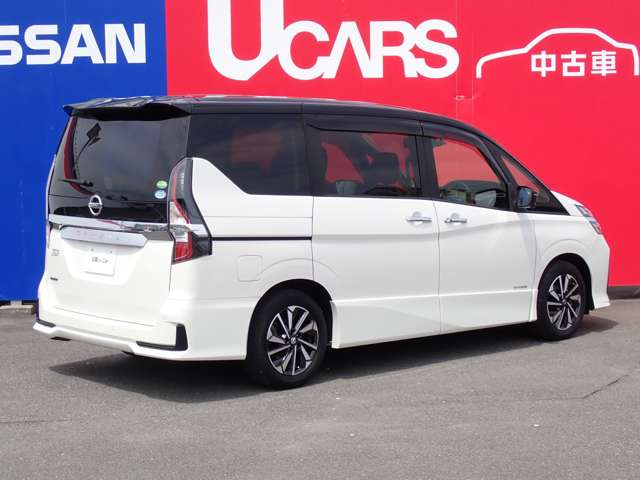 セレナ2.0 ハイウェイスターV