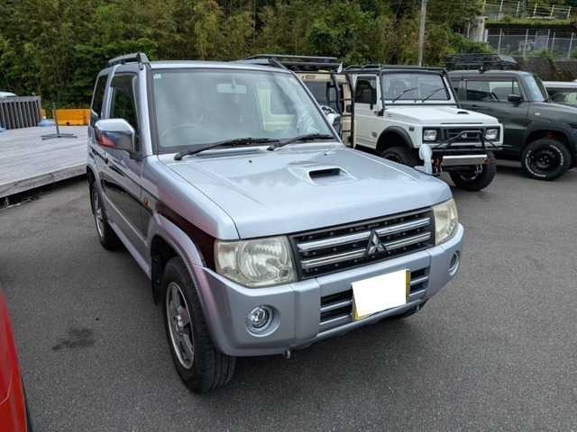パジェロミニエクシード 4WD