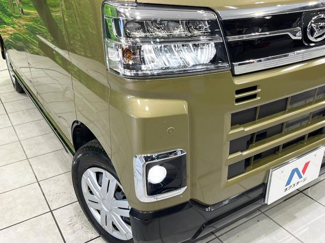 �yLED�w�b�h���C�g�z���V����ԑ��s�����ǍD�Ȏ��E���m�ۂ����S���ĉ^�]�ł��鍂�P�xLED�w�b�h���C�g�𑕔�!�_�����x�������A����d�͂��}�����Ă��܂��B