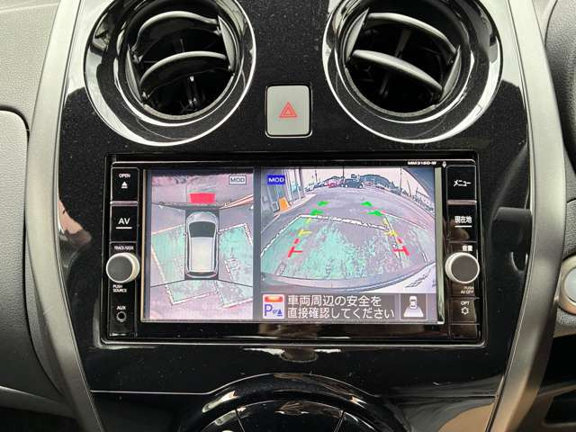 ノート1.2 e-POWER X ブラックアロー
