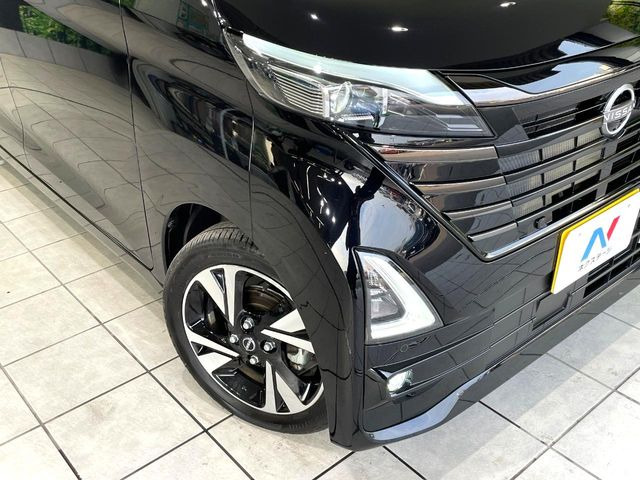 �yLED�w�b�h���C�g�z���V����ԑ��s�����ǍD�Ȏ��E���m�ۂ����S���ĉ^�]�ł��鍂�P�xLED�w�b�h���C�g�𑕔�!�_�����x�������A����d�͂��}�����Ă��܂��B