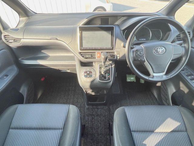 ヴォクシー2.0 ZS 煌