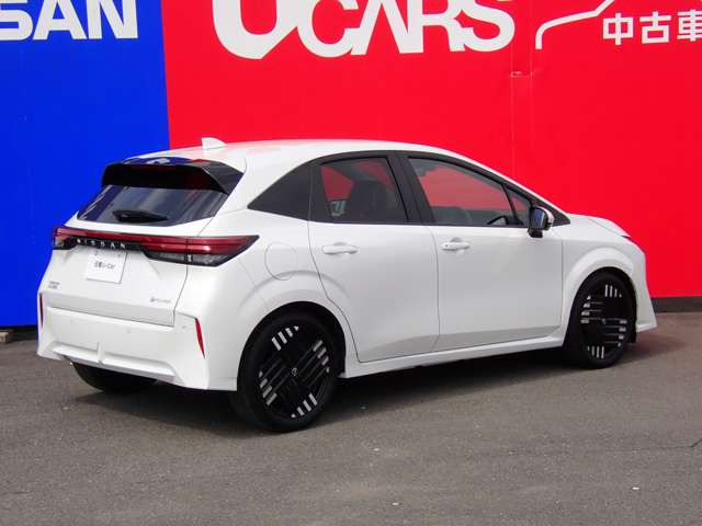 ノートオーラ1.2 G レザーエディション