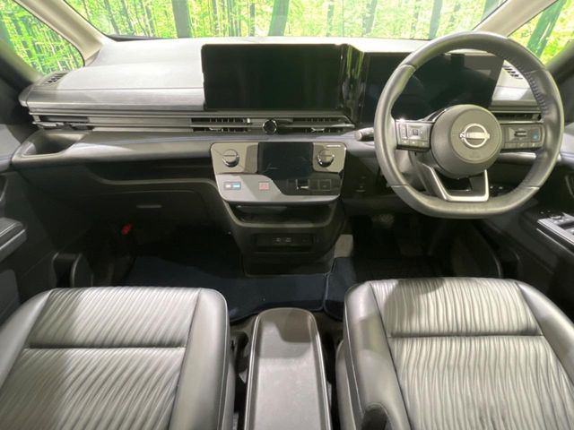 セレナ1.4 e-POWER AUTECH