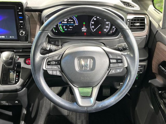 �y�X�e�A�����O�X�C�b�`�z�^�]���A�O������ڐ������炷���ƂȂ��A�I�[�f�B�I���̑��삪�\�ȕ֗��@�\!���S&���K�ȃh���C�u�����o���Ă���܂���