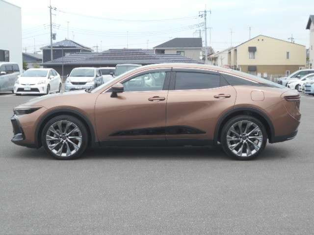 クラウンクロスオーバー2.5 G アドバンスト レザー パッケージ E-Four 4WD