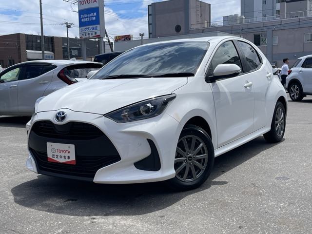 ヤリス1.5 ハイブリッド G E-Four 4WD
