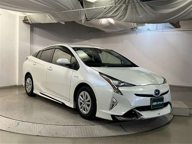 プリウス1.8 S セーフティ プラス