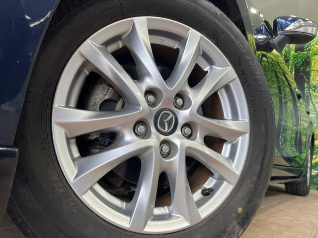 �y����16�C���`�A���~�z�C�[���z�O�ςɃ}�b�`���������A���~�z�C�[���𑕒����Ă���܂��B�e��ЊO�A���~�z�C�[����A�X�^�b�h���X�^�C�����戵�����Ă���܂��B���񂲑��k����������